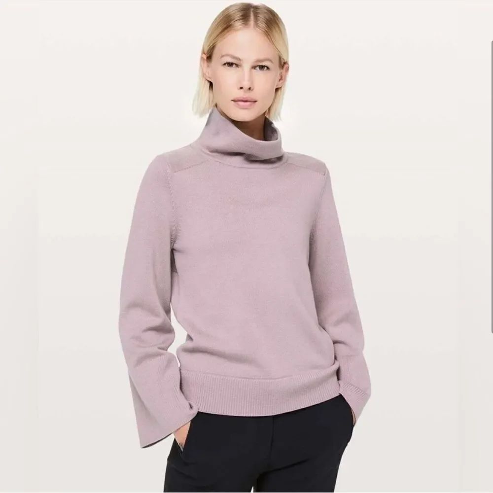 Lululemon Merino Wool City Trek Turtleneck Sweater Smoky Blush